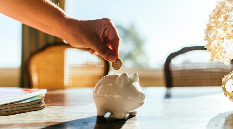 What are the average savings by age?